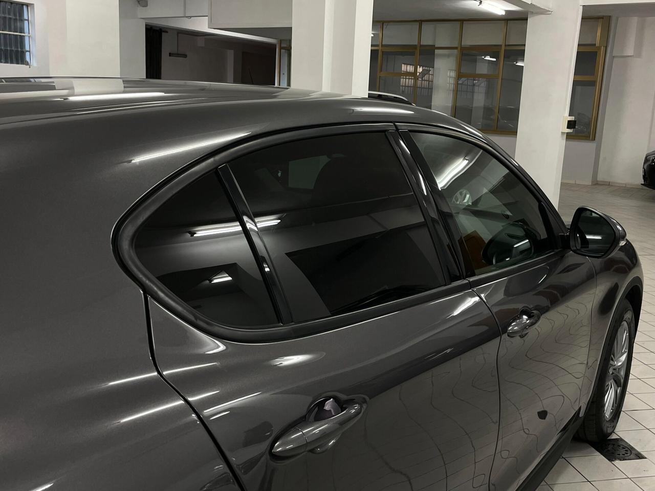 Alfa Romeo Stelvio 2.2 TD 160 CV BUSINESS AT8 NAVI 18" VETRI SCURI RETROCAMERA