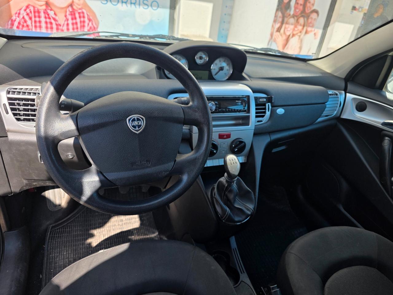 Lancia Ypsilon 1.4 Unyca Ecochic GPL