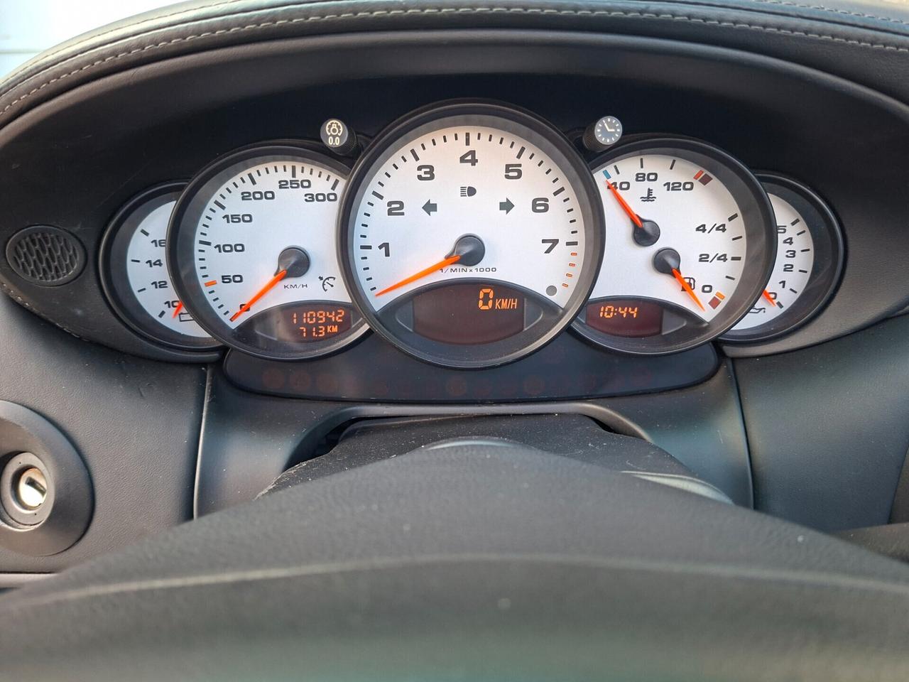 Porsche 911 Carrera 4 cabrio *VIOLA* *ASI* *EXCLUSIVE*