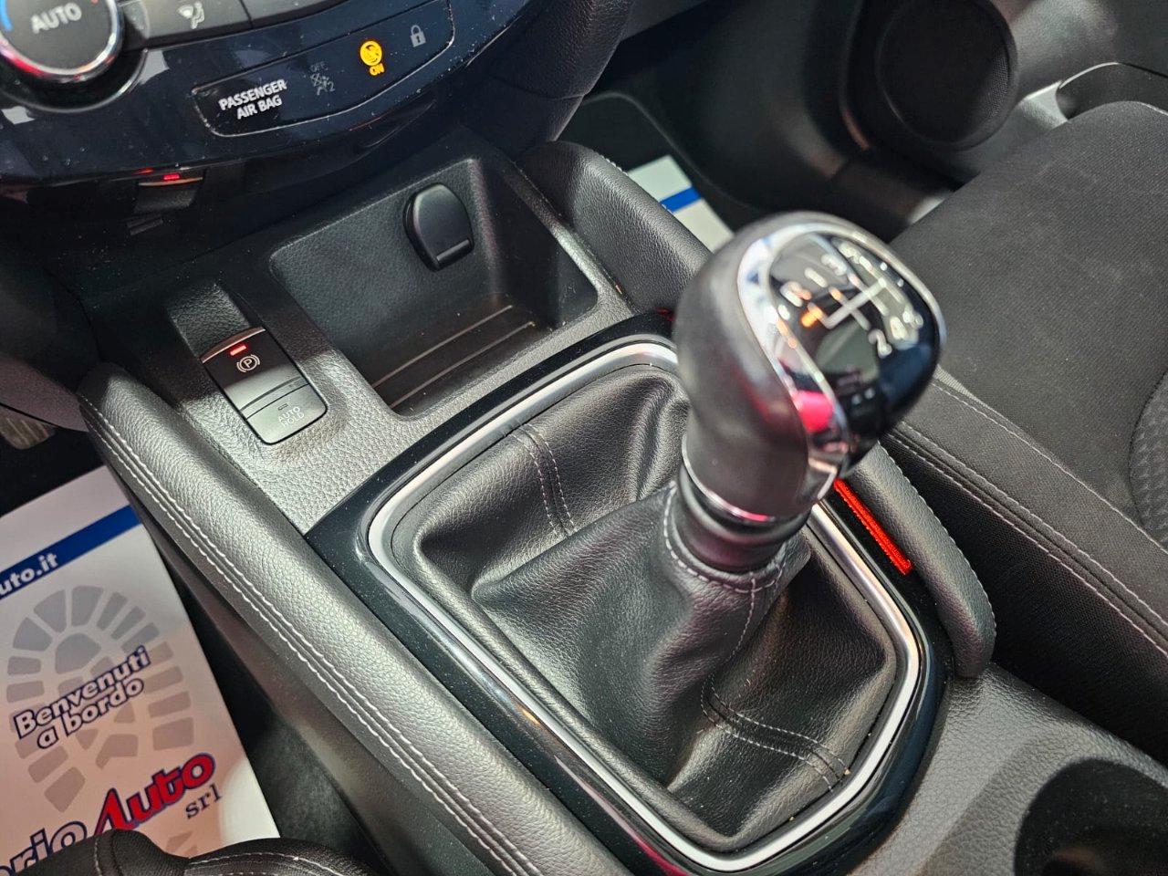 Nissan Qashqai 1.5 dci N-Connecta 115cv