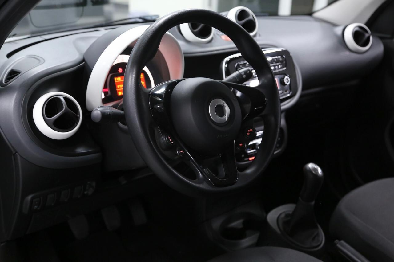 Smart forfour 1.0 70 cv Youngster