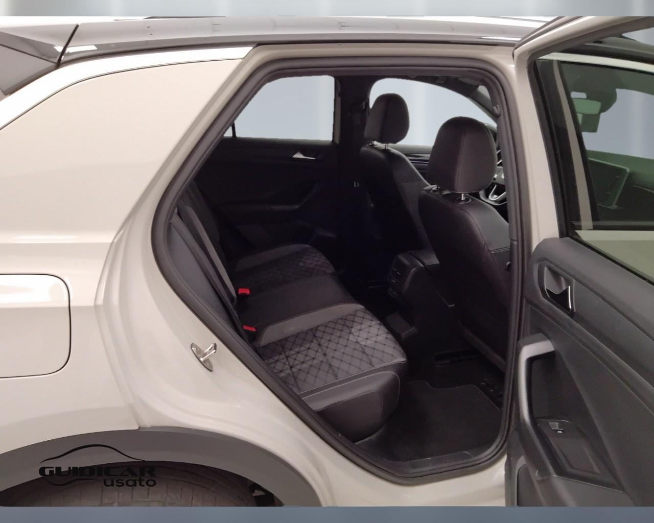 VOLKSWAGEN T-Roc I 2022 - T-Roc 1.0 tsi R-Line 110cv