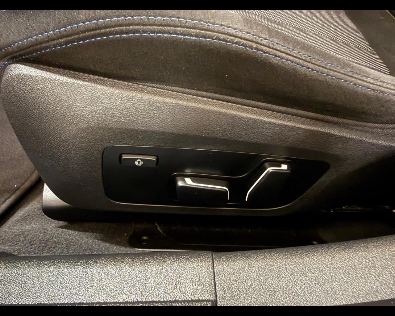 BMW Serie3(G20/21/80/81 - 320d 48V xDrive Touring Msport Pro