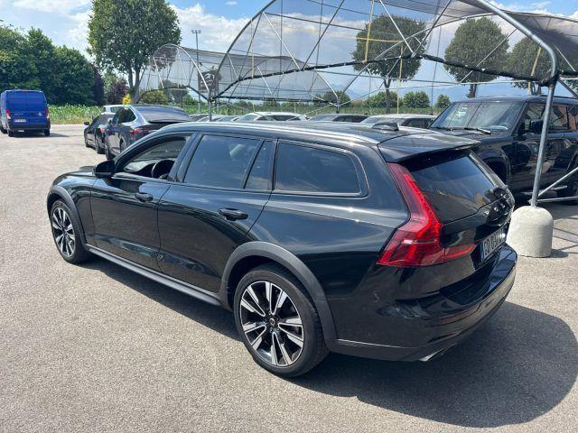 VOLVO V60 Cross Country B5 AWD Geartronic Business Pro MY 21