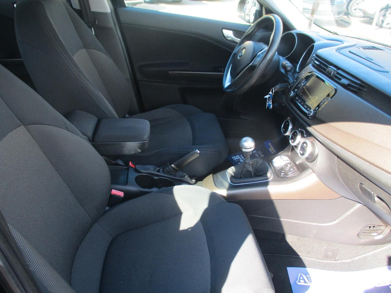 Alfa Romeo Giulietta 1.6 JTDM 105CV E5 EXCLUSIVE NAVI/PDC KM CERTIFICAT