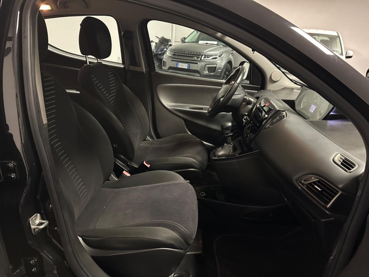 LANCIA YPSILON 1.2 NEOPATENTATI 69CV GARANZIA