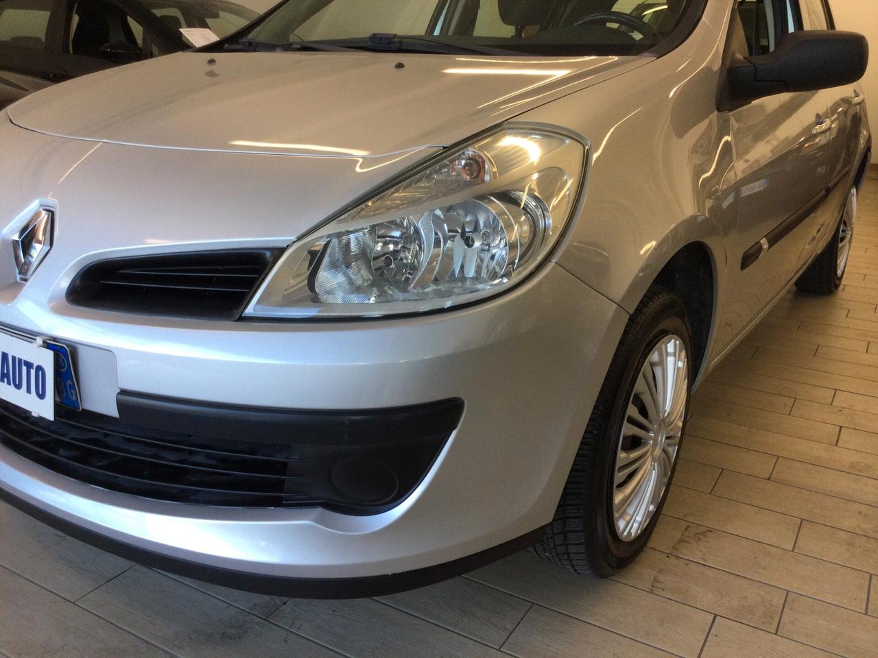 Renault Clio 1.2 16V 5 porte