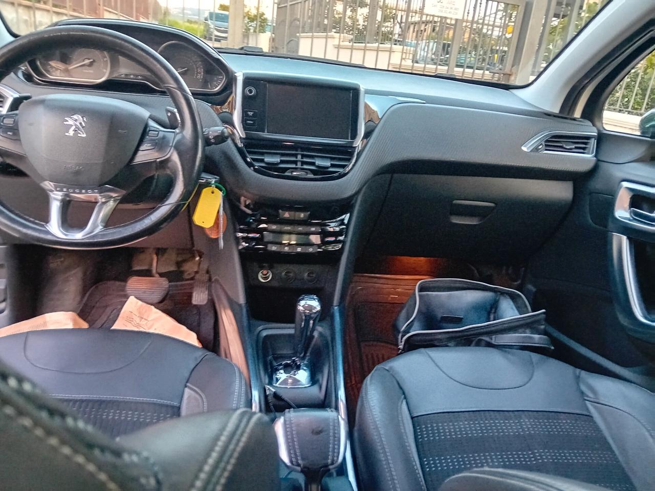 Peugeot 2008 1.6 e-HDi 92 CV Stop&Start Allure