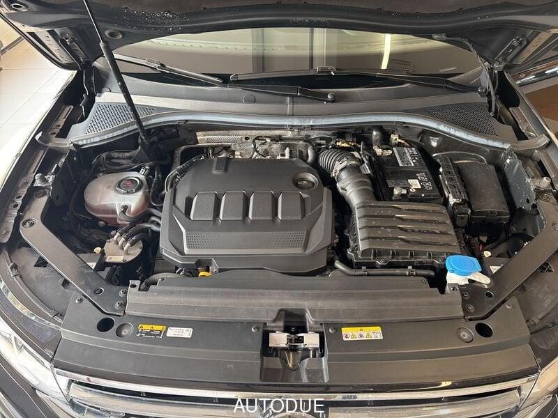 Volkswagen Tiguan R-LINE 2.0 TDI SCR 150 CV DSG