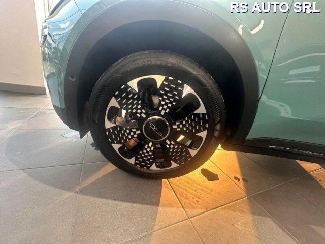 FIAT 600 600 Hybrid 100 CV DCT MHEV La Prima