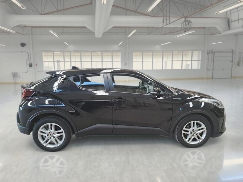 TOYOTA C-HR 1.8H 98CV E-CVT Business