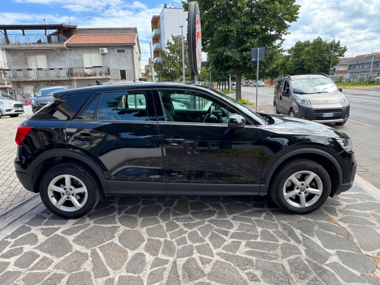 Audi Q2 30 TDI S tronic Business