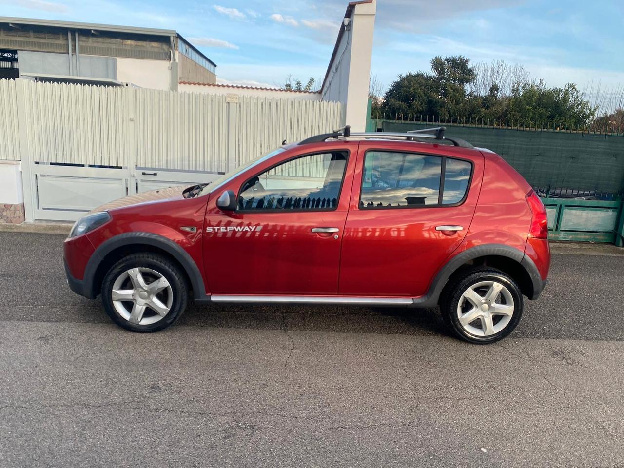 Dacia Sandero Stepway 1.6 8V 90CV ANNO 2010