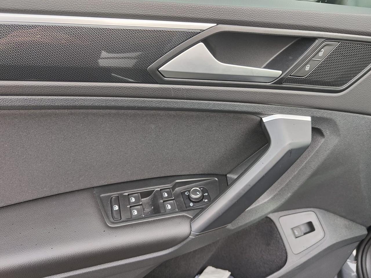 Volkswagen Tiguan 1.5 TSI Elegance Dsg #8330