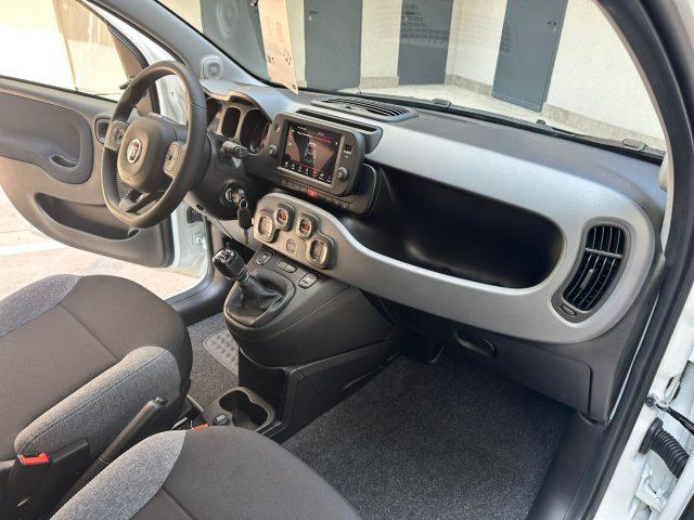 FIAT Panda 1.0 Hybrid/GPL City Cross (CON ECO-INCENTIVO)