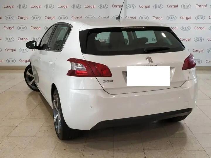 Peugeot 208 PureTech 82 5 porte Allure ok neo patentati