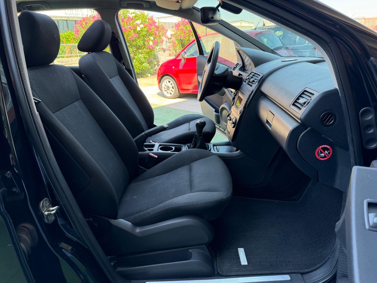 Mercedes-benz A 160 CDI BlueEFFICIENCY Executive