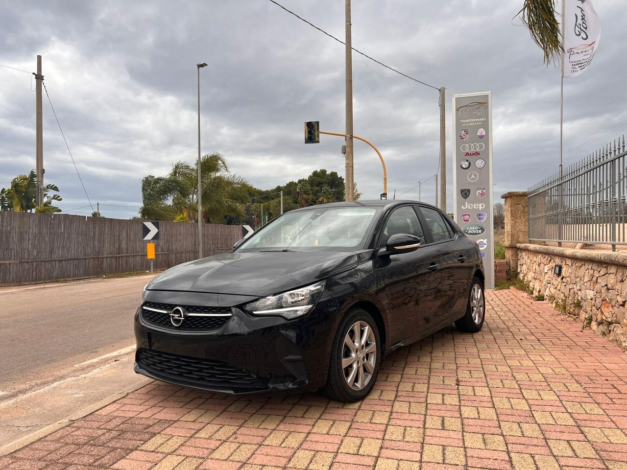 Opel Corsa 1.5 diesel 100 CV Edition