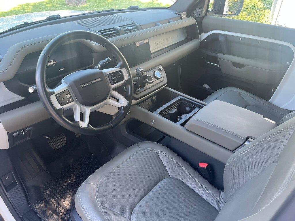 Land Rover Defender 90 Hard Top 3.0 I6 MHEV Commercial AWD Auto
