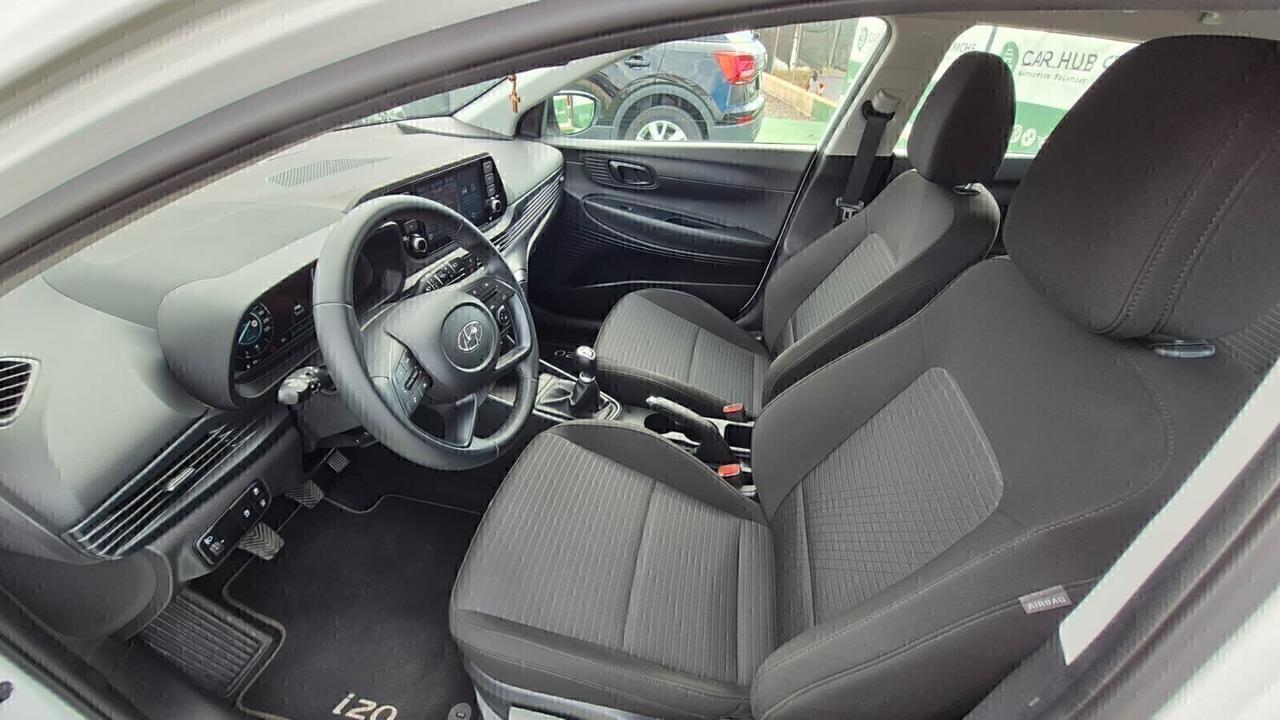 Hyundai i20 1.2 MPI MT Connectline