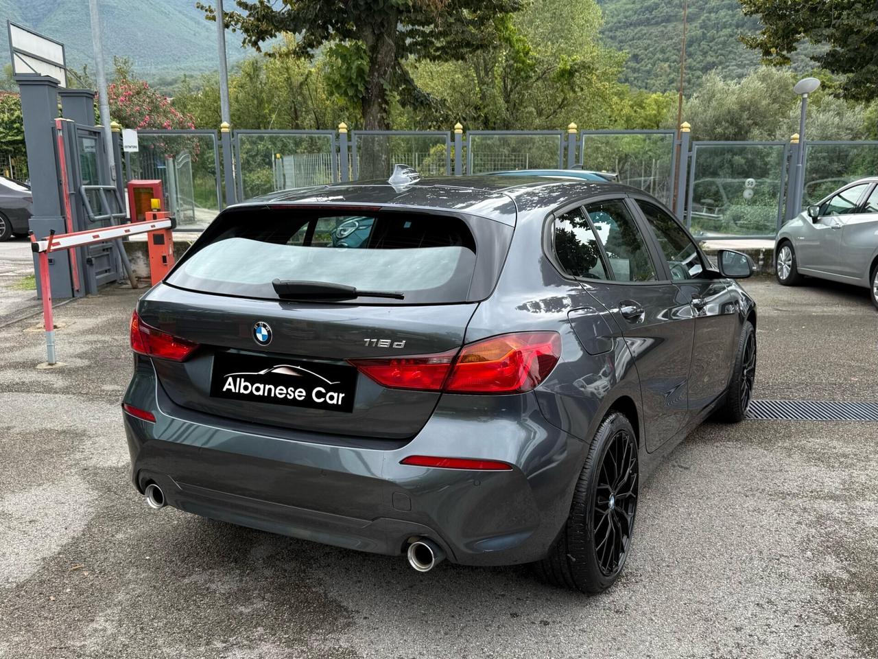 Bmw 118d 5p. Business Advantage Auto.