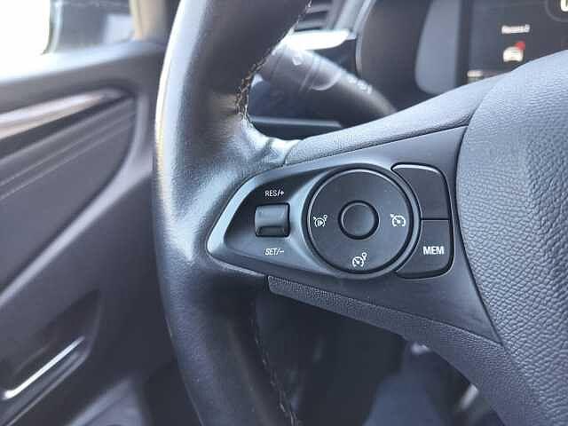 Opel Corsa 1.2 Design & Tech