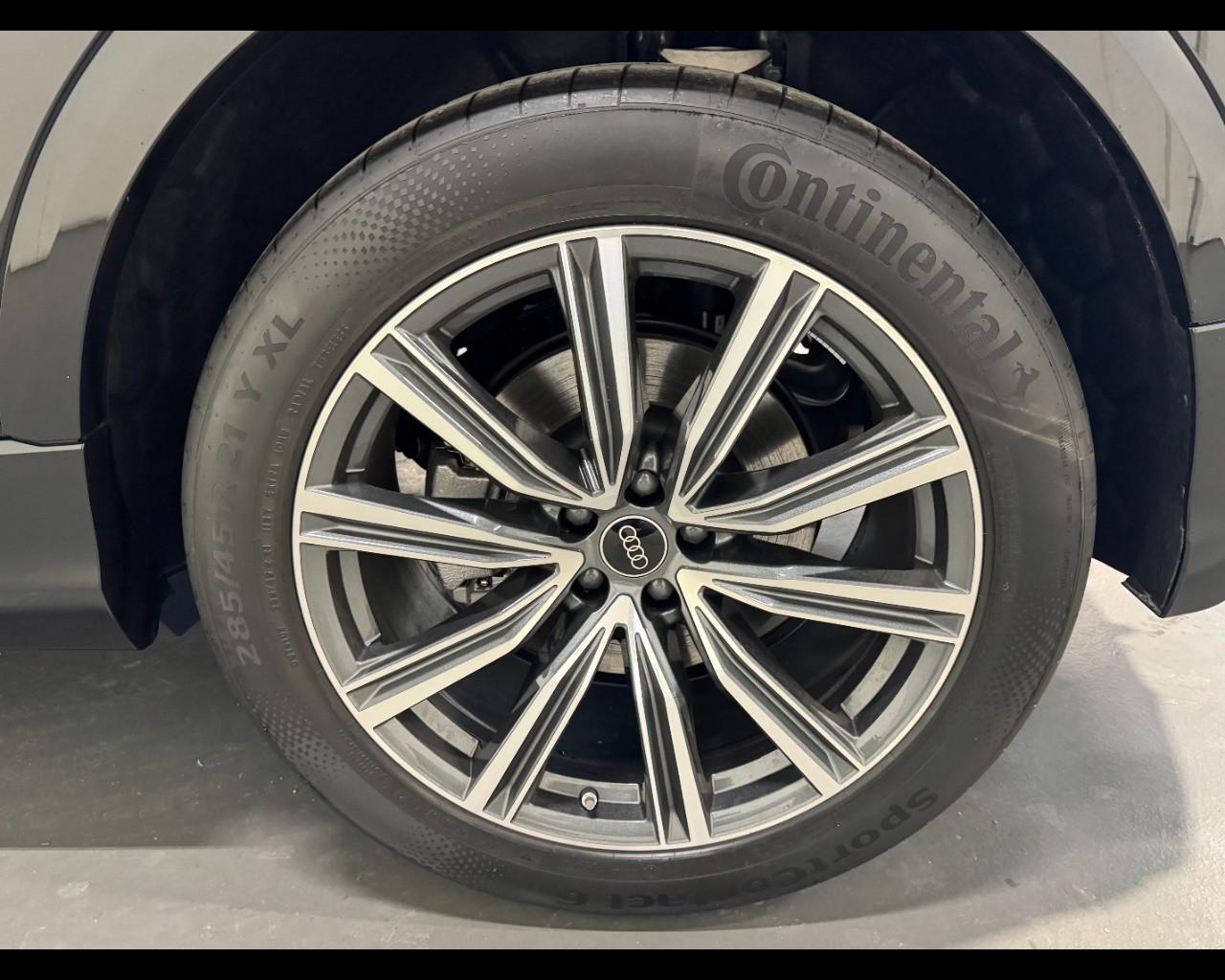 AUDI Q8 50 TDI MHEV QUATTRO S-TRONIC S LINE