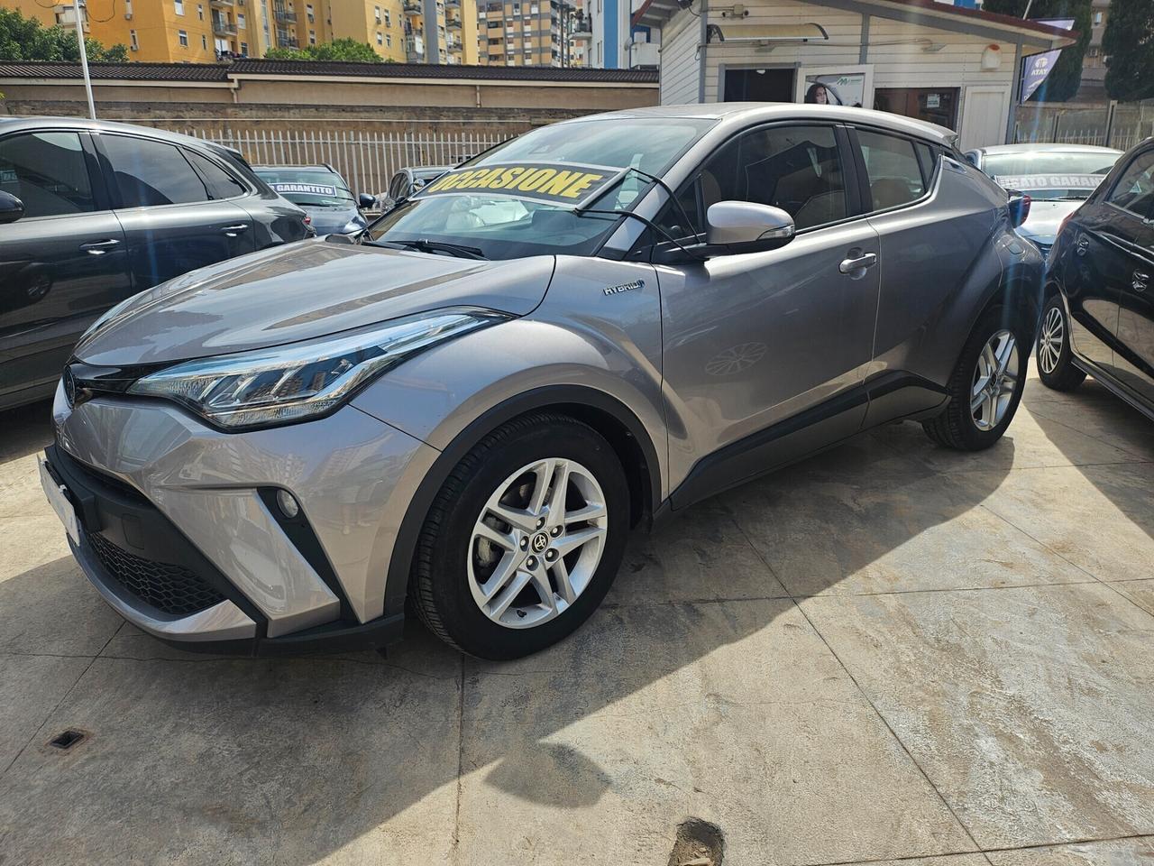 Toyota C-HR 1.8 Hybrid E-CVT Business 2021