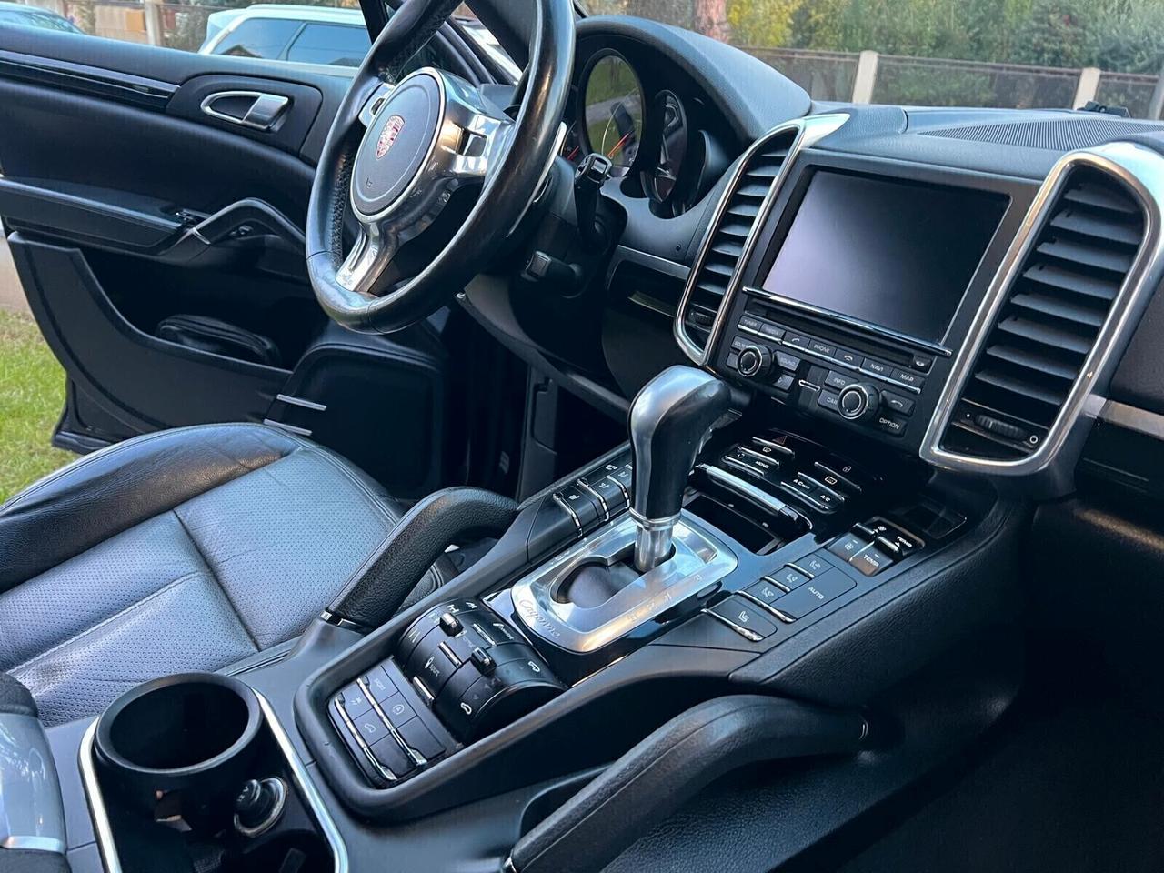 PORSCHE CAYENNE 3.0 245cv