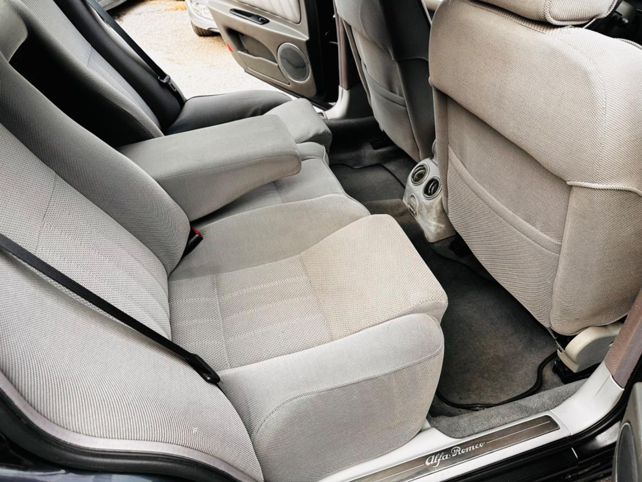 Alfa Romeo 166 2.4 JTD M-JET 20V cat Progression