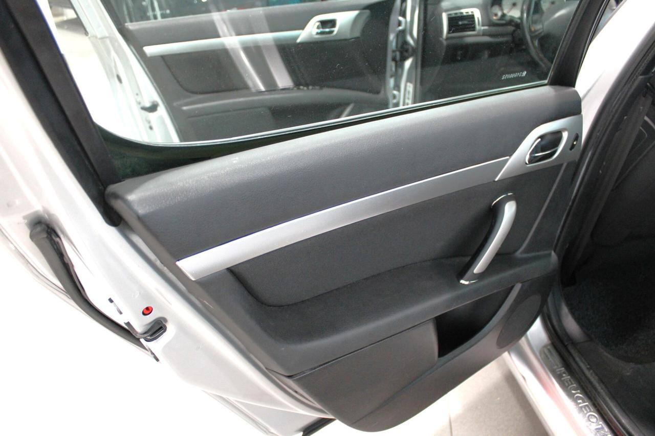 PEUGEOT 407 1.6 HDi Tecno - 2008