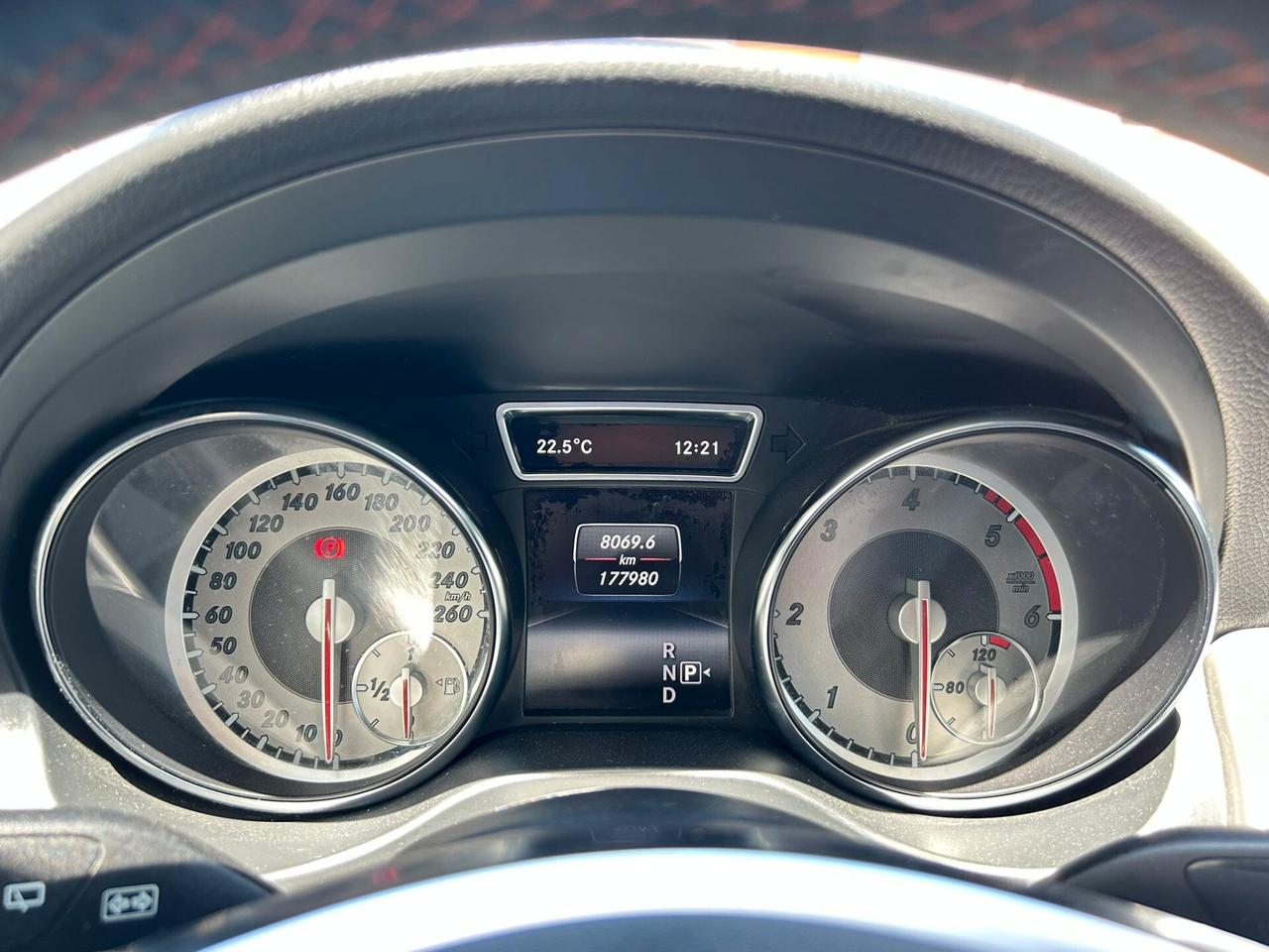 Mercedes-benz GLA 200 CDI AUTOM. PREMIUM NAVI-2015