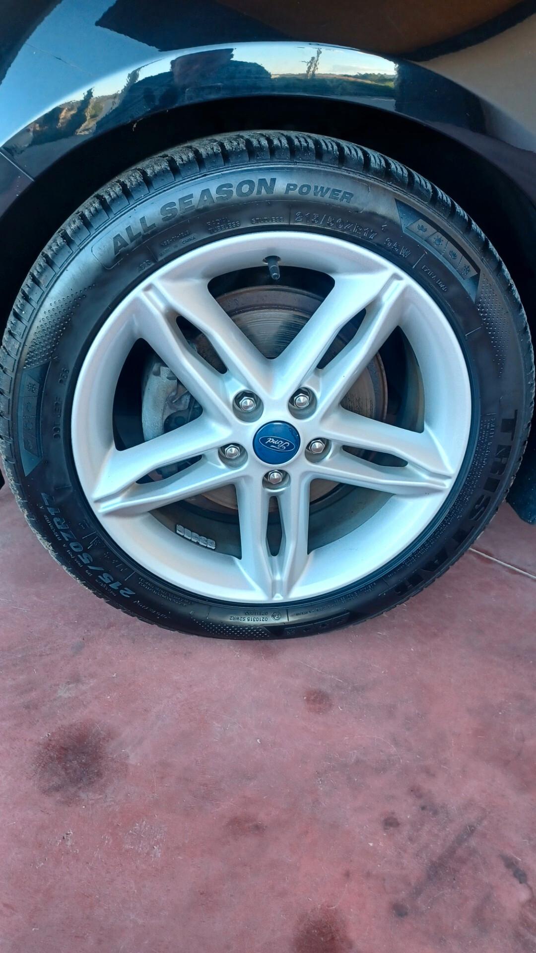 Ford Focus 1.5 TDCI 120 CV TITANIUM
