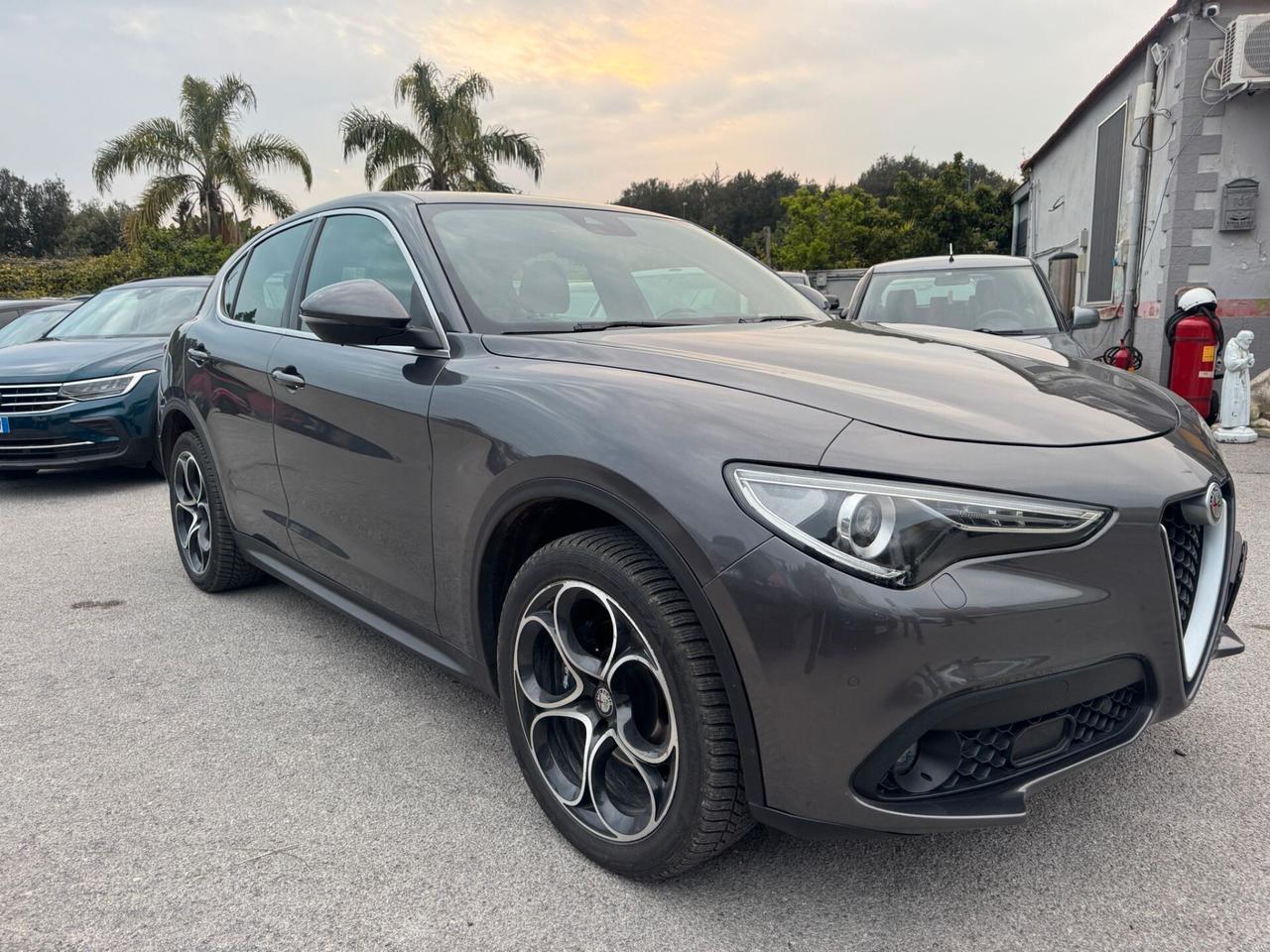 Alfa Romeo Stelvio 2.2 Turbodiesel 190 CV AT8 Q4 Sport-Tech