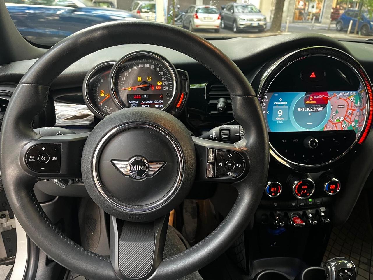 Mini 1.5 Cooper Essential