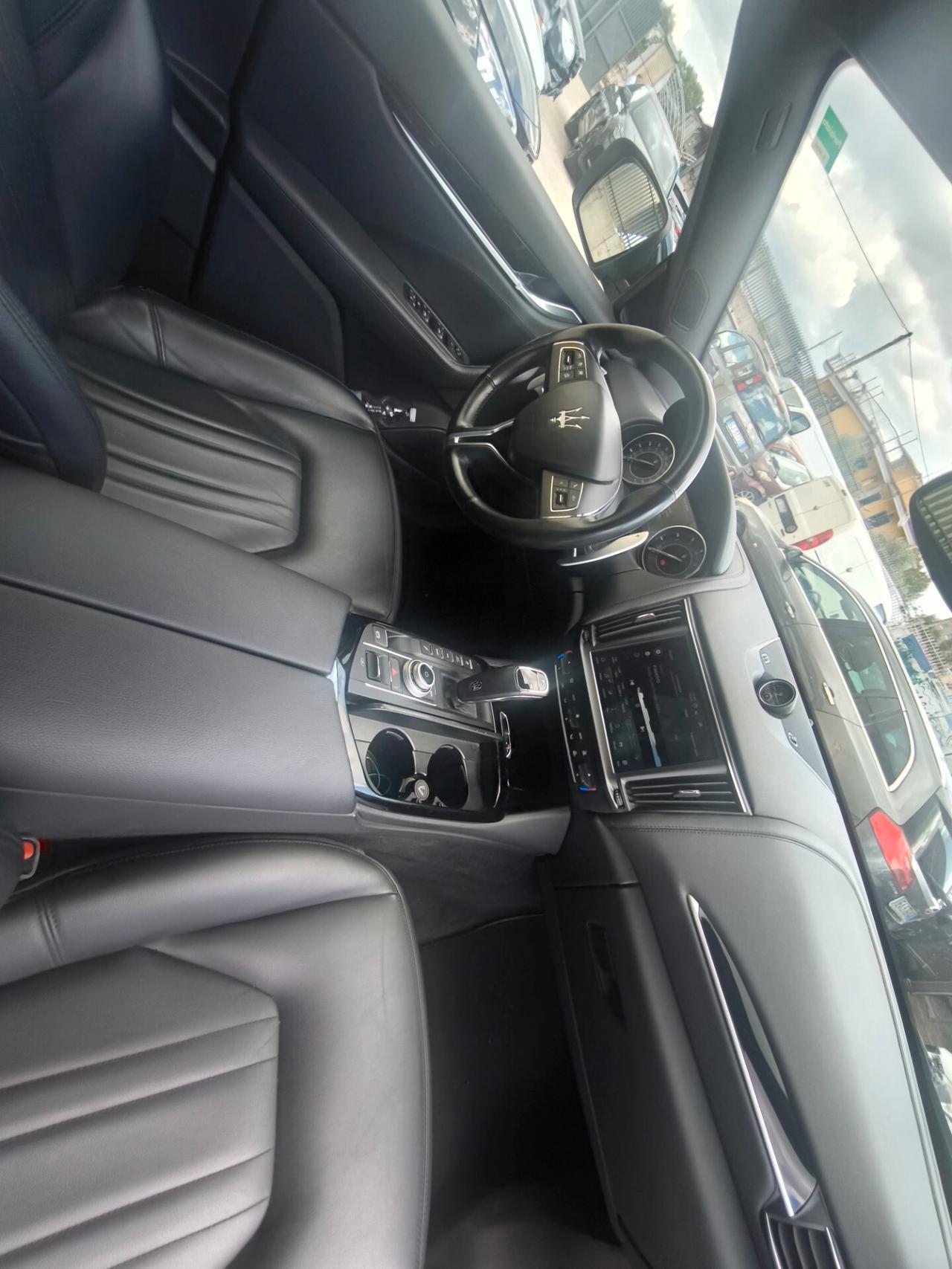 Maserati Levante MHEV 330 CV AWD GT full blackTetto panoramico