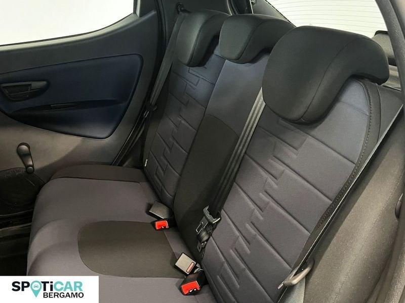 Lancia Ypsilon 1.0 FireFly 5 porte S&S Hybrid Platino - Km0