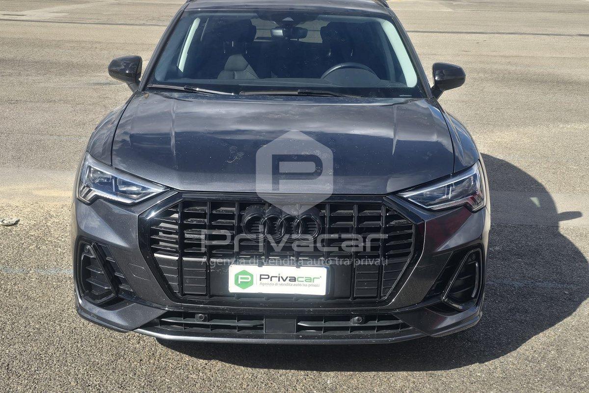 AUDI Q3 35 TDI quattro S line edition