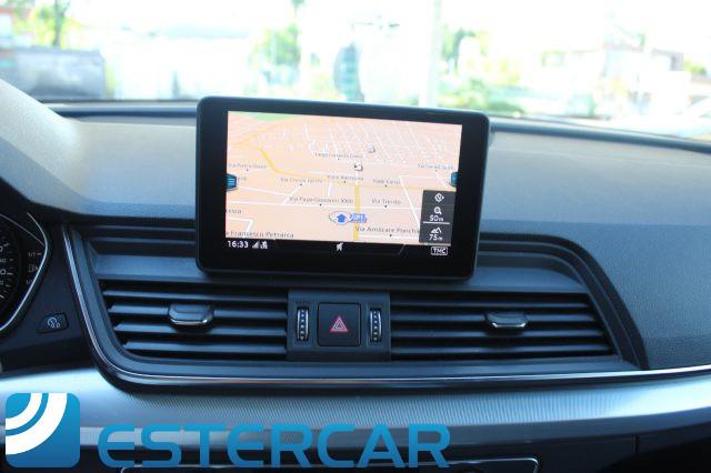 AUDI Q5 30 TDI S tronic Business Sport