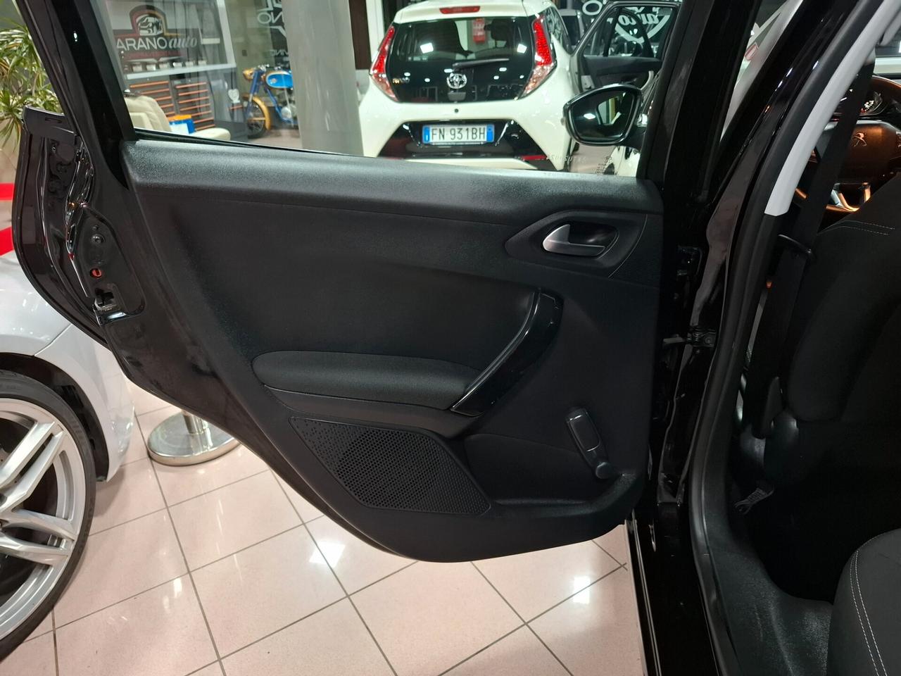 Peugeot 208 1.2 Benzina-GPL Neopatentato