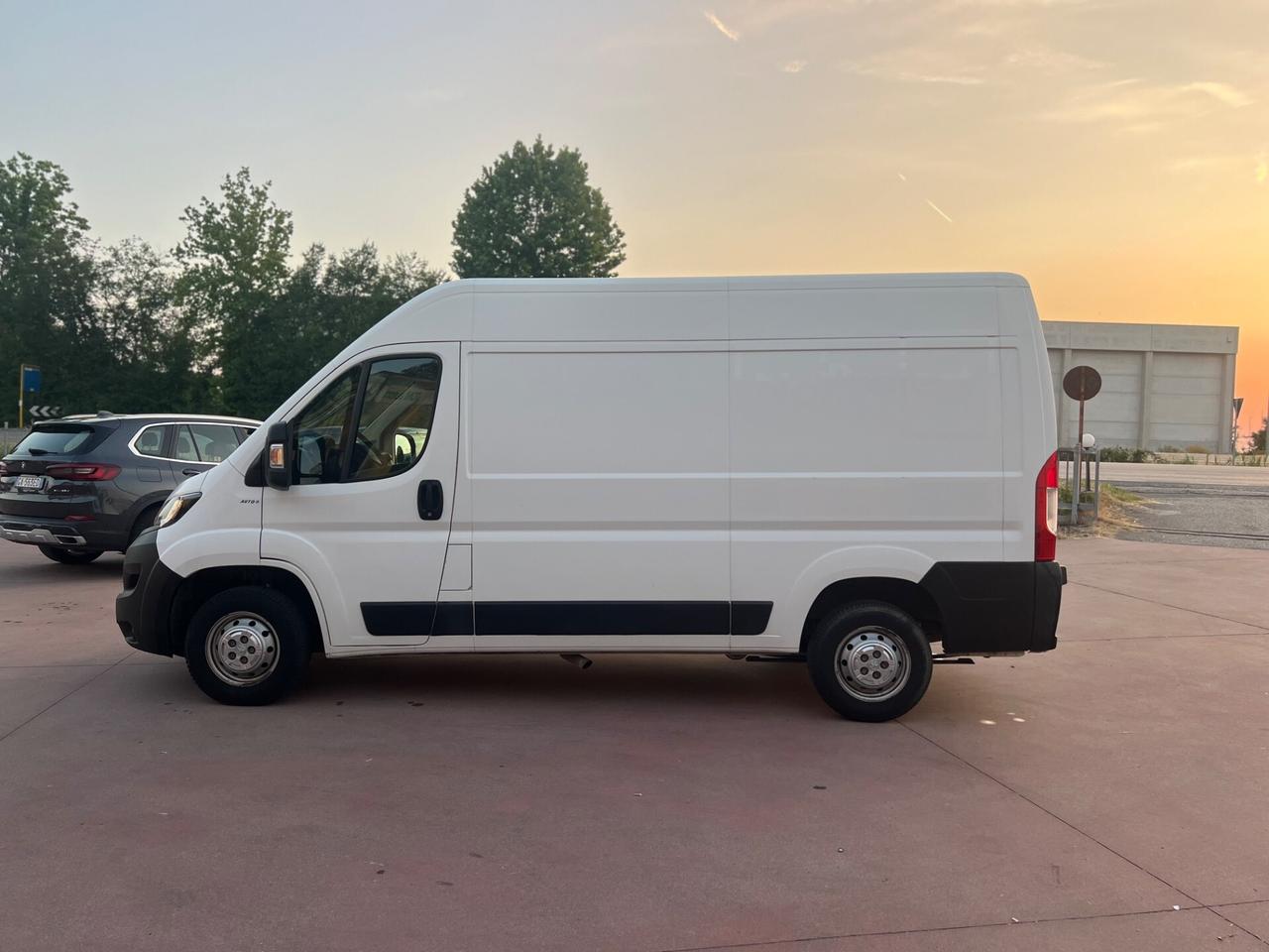 Peugeot Boxer 335 2.0 BlueHDi 130CV PC-TN Furgone
