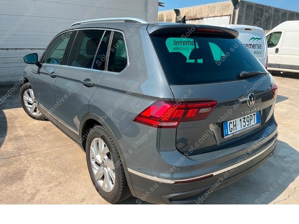 Volkswagen Tiguan 2.0 TDi 150cv DSG da VETRINA