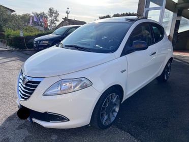 Lancia Ypsilon 1.2 69 CV 5 porte S&S Platinum Plus * Neopatentati