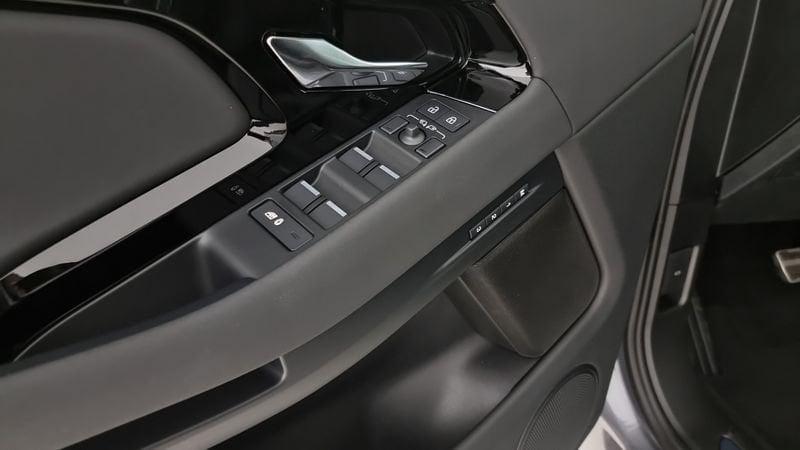 Land Rover RR Evoque 1.5 I3 PHEV 269 CV AWD Auto Dynamic SE