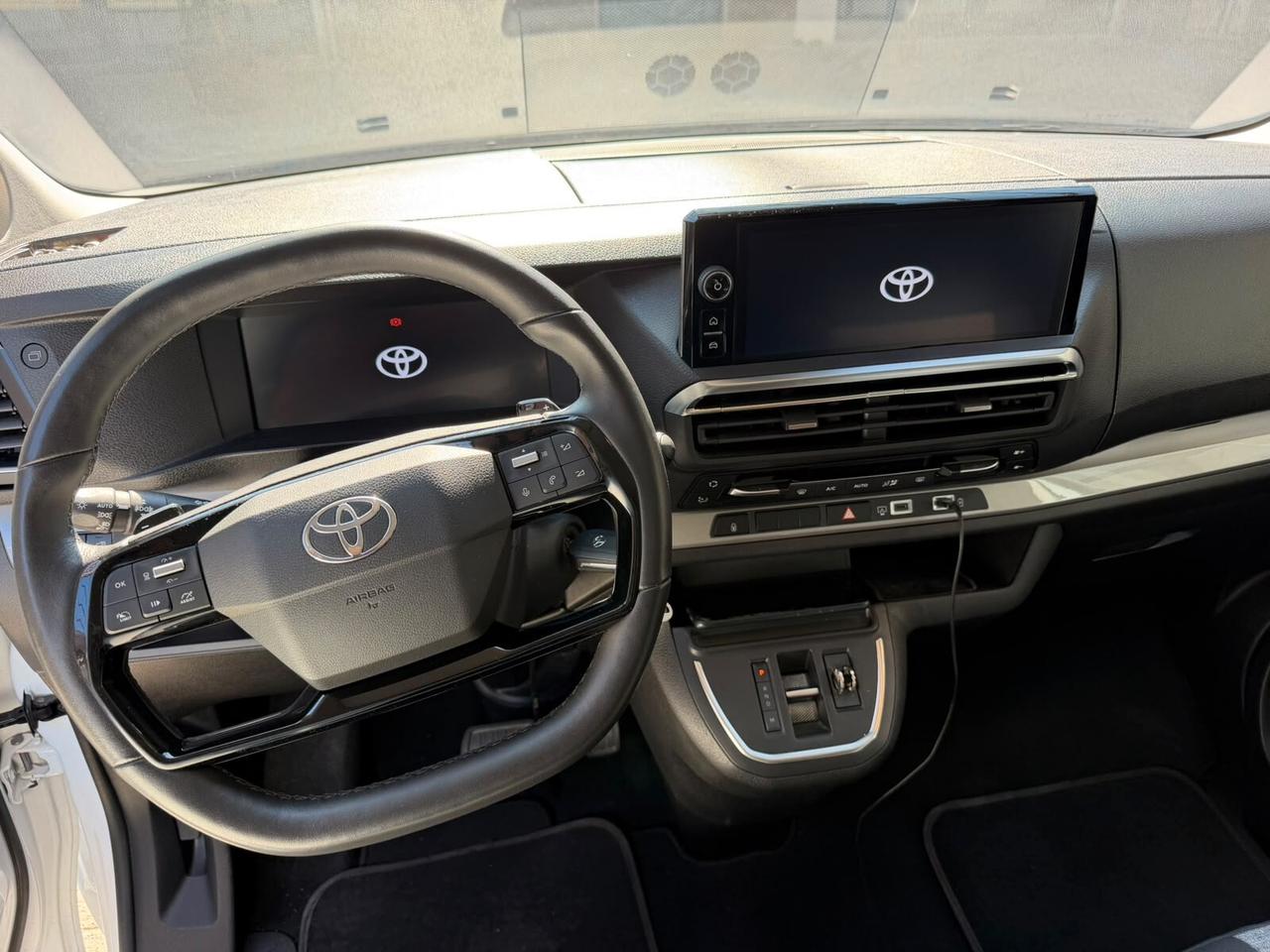 Toyota Proace Verso 2.0D 177 CV L1 Medium A/T D Executive