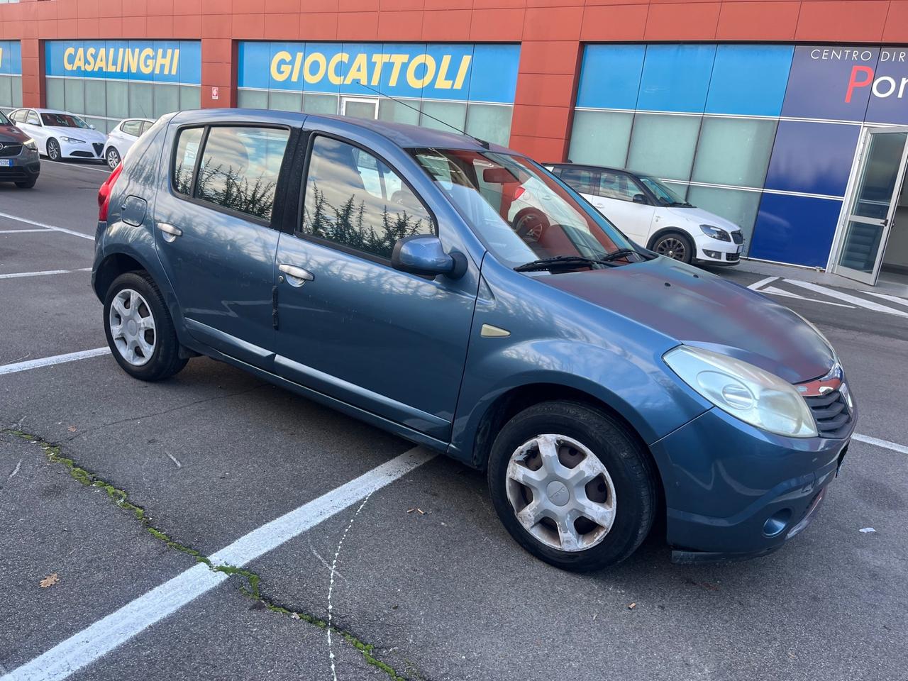 Dacia Sandero 1.2 16V Lauréate 2009 117.000 KM