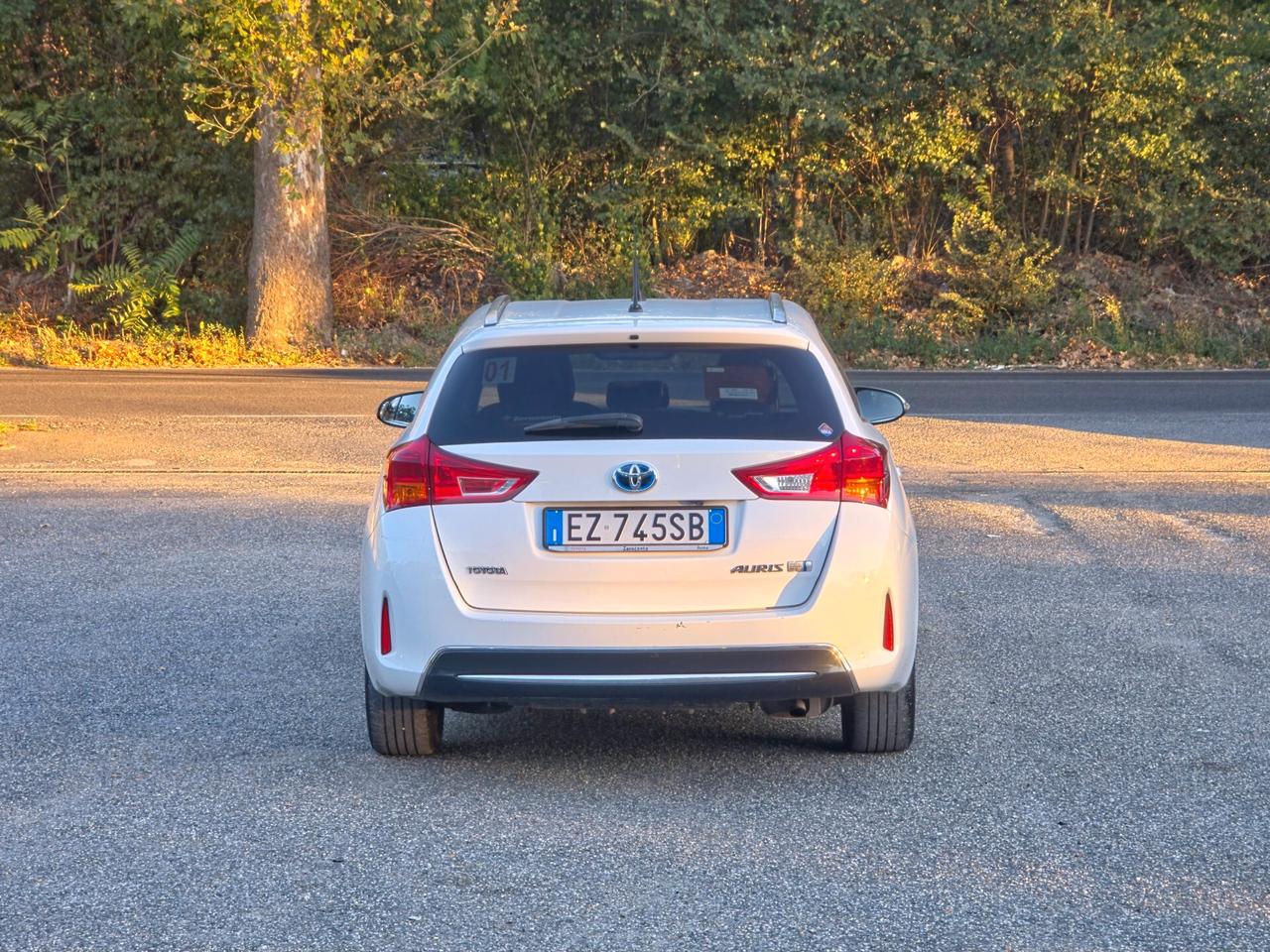 Toyota Auris Touring Sports 1.8 Hybrid Lounge E5B Automatico NEO 2015