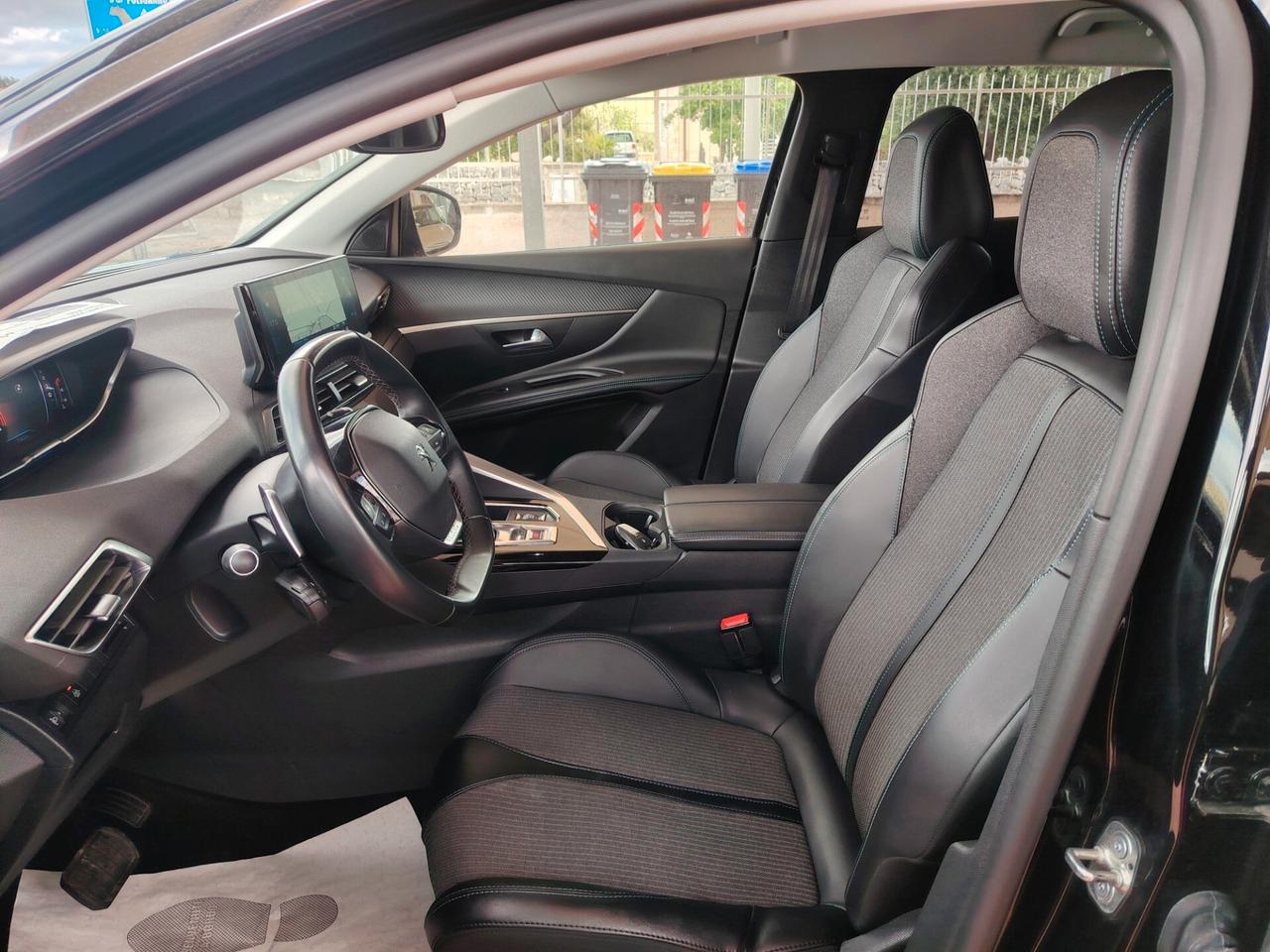 Peugeot 3008 BlueHDi 130 S&S EAT8 Allure Pack 2022
