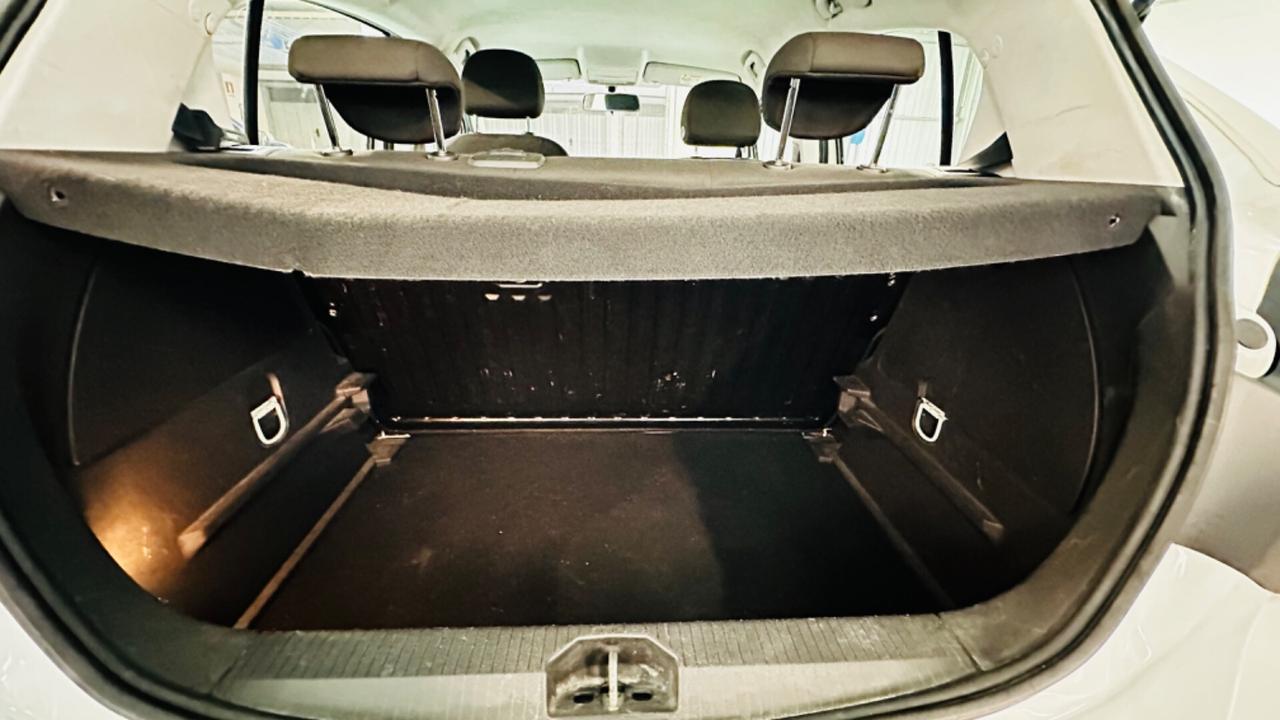 Opel Corsa 1.2 benz.Ok neop. Euro 6