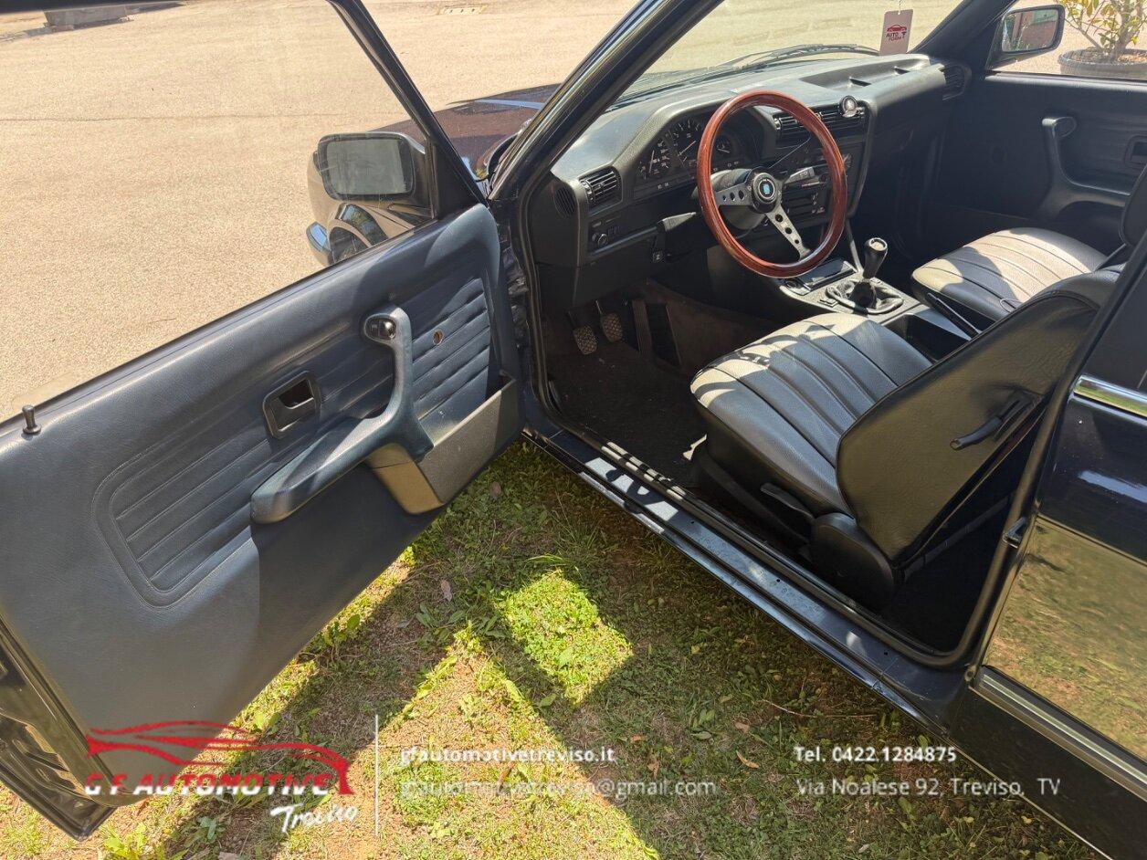 BMW 316 i 2p